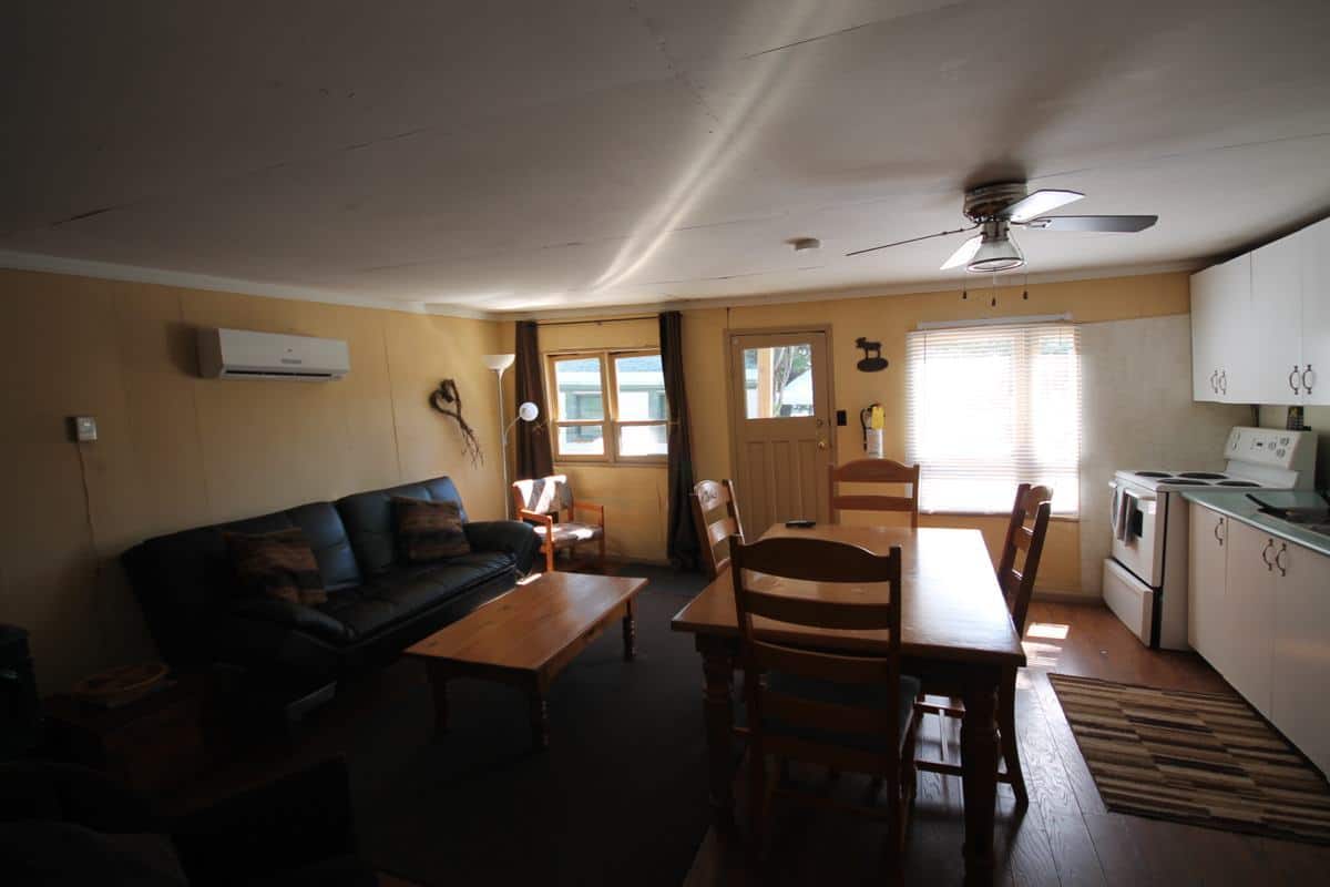 cottage retreats canada